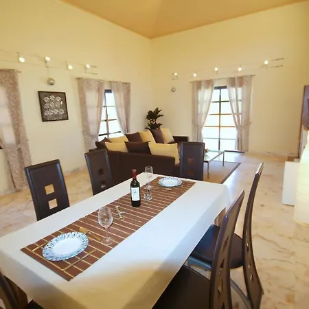 Villa Holiday Vista *